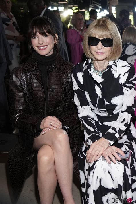 anne hathaway anna wintour.